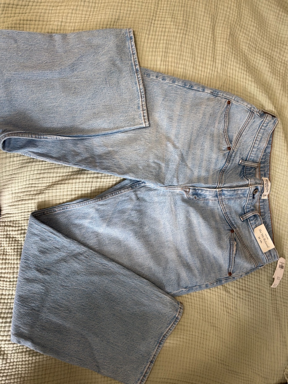 Abercrombie & Fitch Light Blue High-Rise 90s Relaxed Jeans
